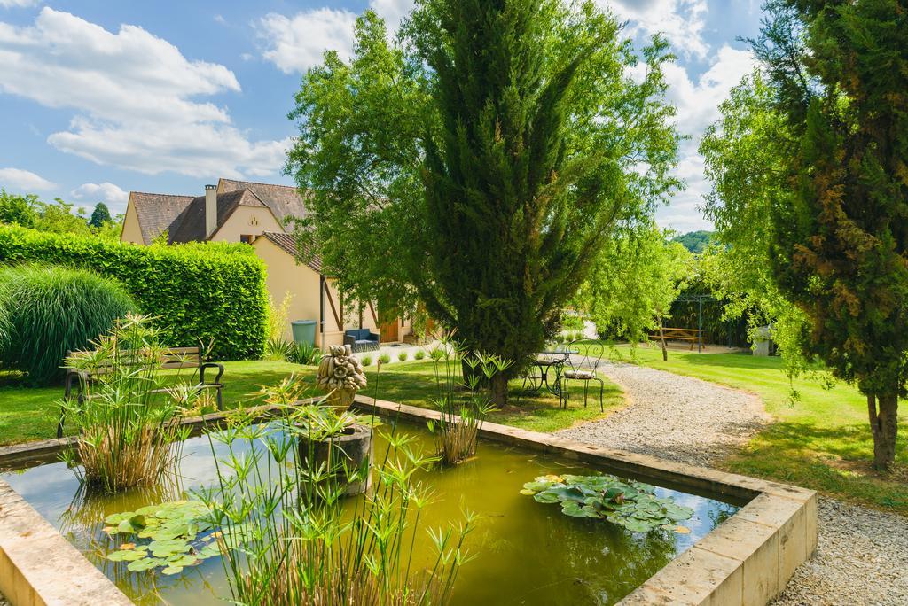 La Barde Montfort, votre maison d'hôtes à 4 kms de Sarlat Dordogne Vitrac (Dordogne) Exterior foto