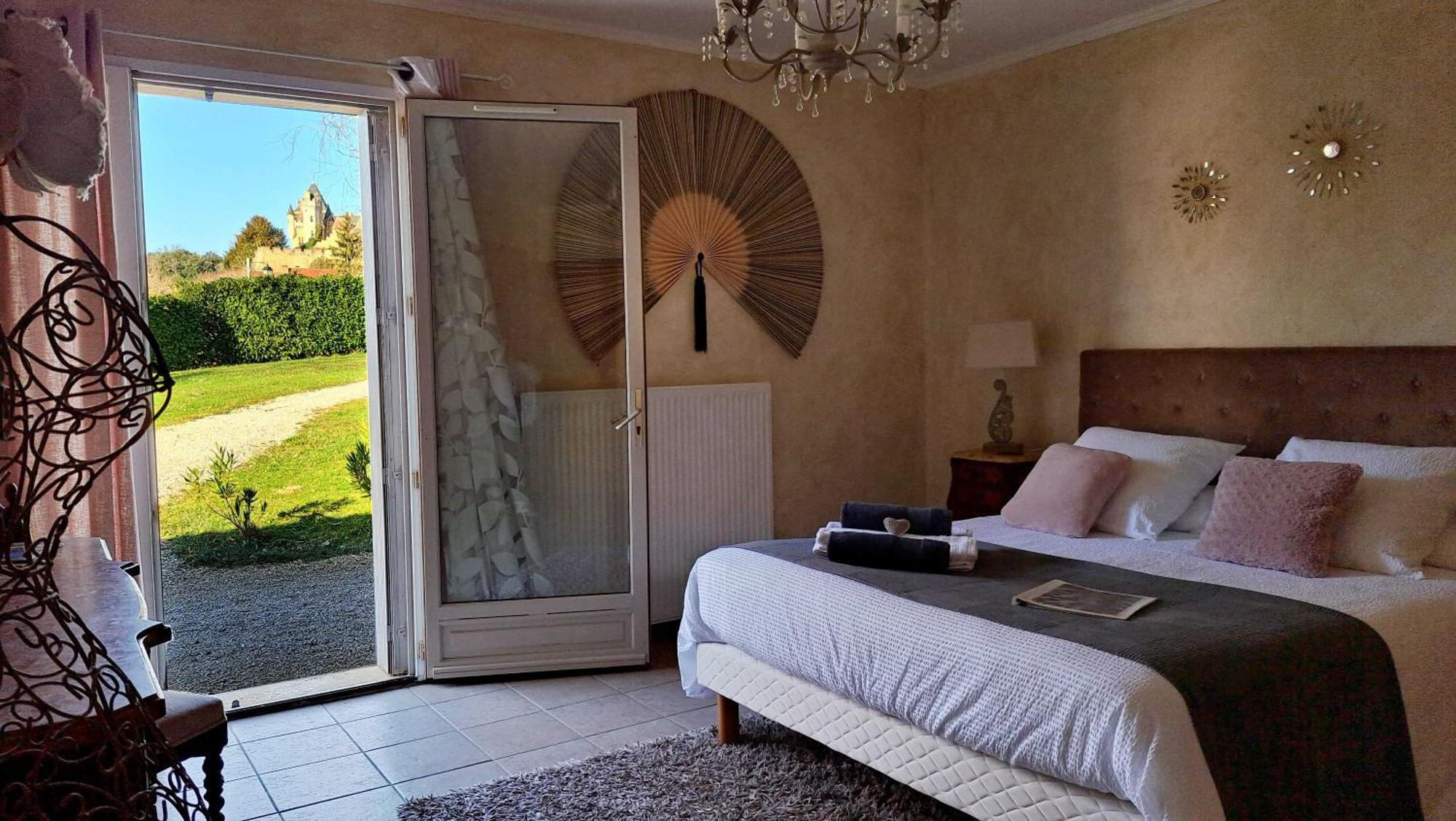 La Barde Montfort, votre maison d'hôtes à 4 kms de Sarlat Dordogne Vitrac (Dordogne) Exterior foto